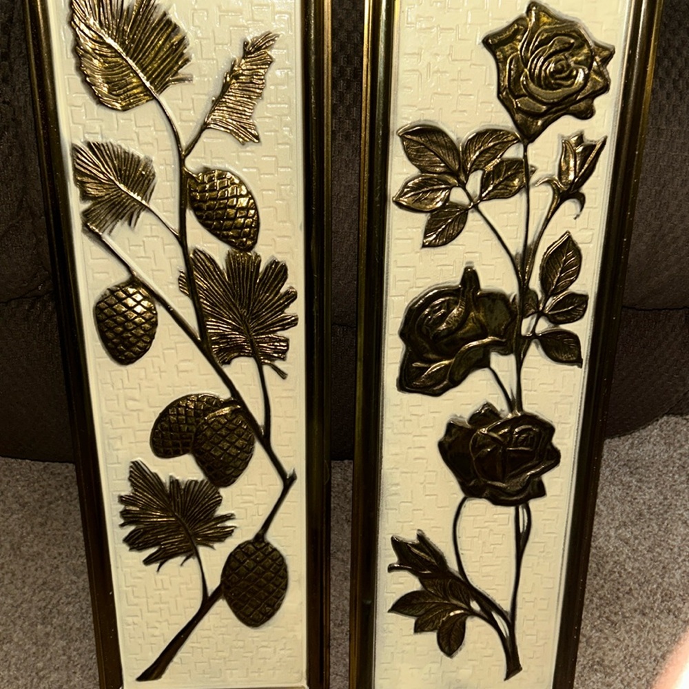 Elpec Brass Embossed Wall Hanging Plaque Vintage Made In England Set 2